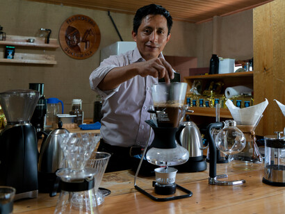 Portrait of Rogelio Cu Poou -infusion taster of the Chicoj Cooperative, ph. Willy Castellanos