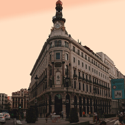 Explore como uma viagem a Madrid transformou a vida de uma viajante, inspirando-a a valorizar momentos de pausa e leveza na rotina diária