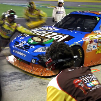 Janet Biggs, Duet, 2010. Courtesy of Cristin Tierney Gallery 