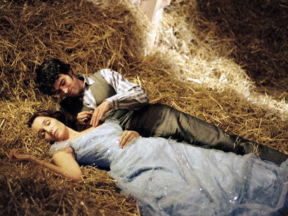 Romain Duris e Kristin Scott Thomas nel film di "Arsenio Lupin" di Jean-Paul Salomé
