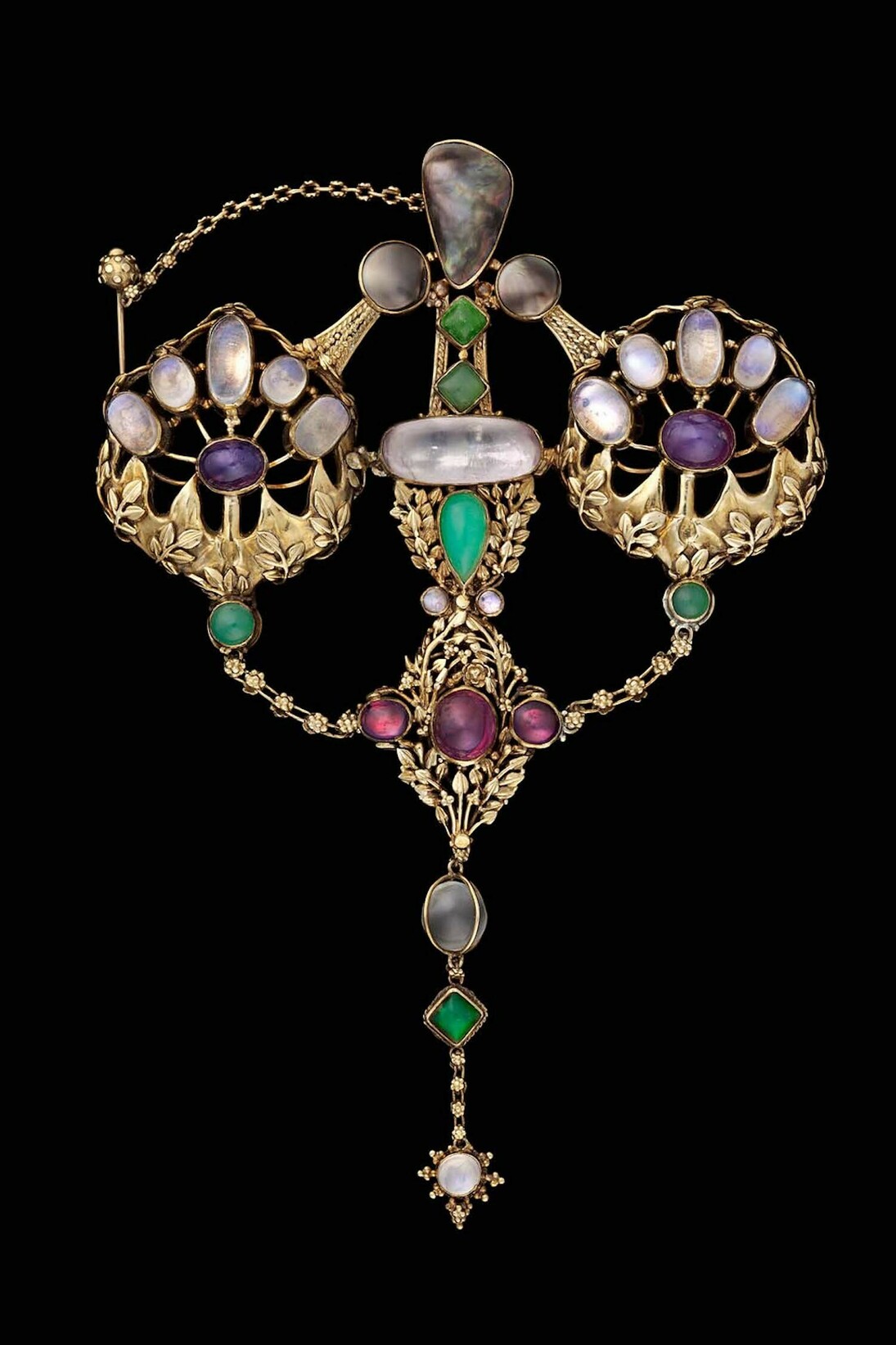Jewelry. Courtesy of MFA