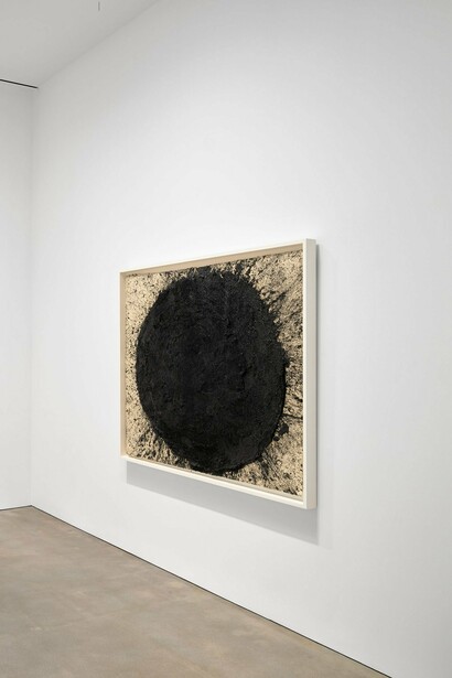 Installation view, Flavin, Judd, Kawara, LeWitt, Palermo, Ryman, Sandback, Serra, David
Zwirner, Los Angeles, February 28–March 30, 2024
Photo by Elon Schoenholz. Courtesy David Zwirner