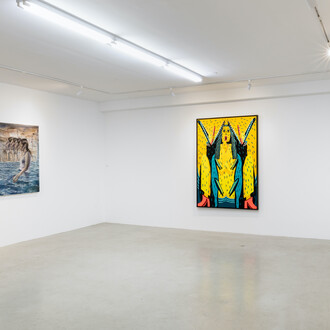 Various artists, Here's looking at you, exhibition view. Courtesy of Plato