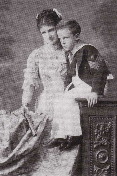 Vittorio Emanuele III con la madre Margherita di Savoia