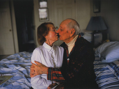 Nan Goldin - My parents kissing on her bed, 2004