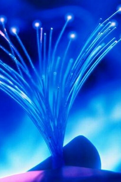 Internet extends exponentially our communication´s capacity