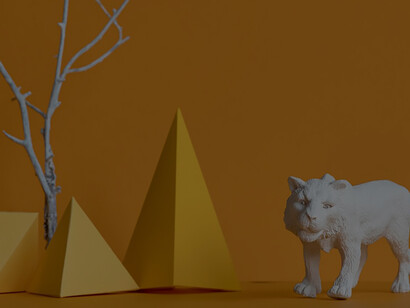 Miniature animal icons stand as playful symbols, encapsulating the essence of metaphor in a visually charming manner and offering a glimpse into the imaginative realm of symbolic expression
