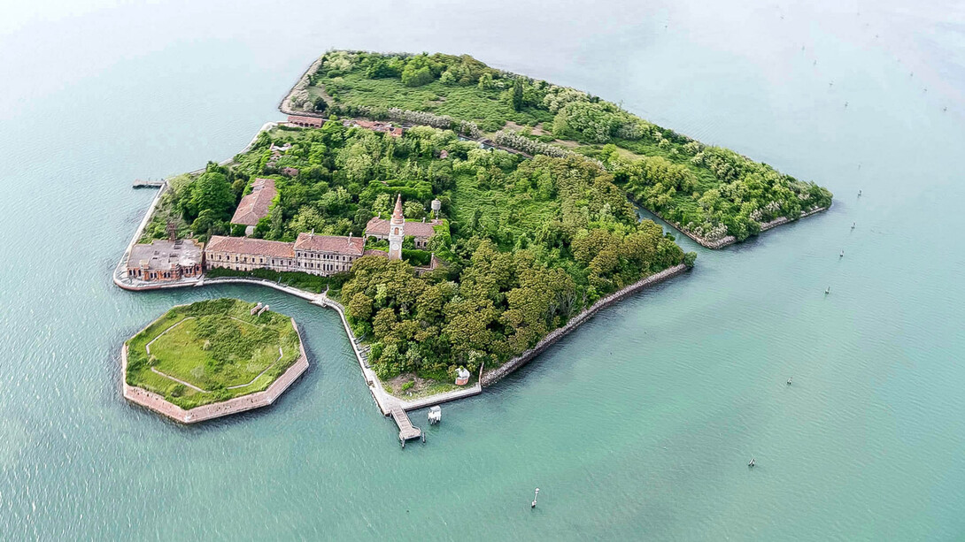Vista aérea  de la isla de Poveglia