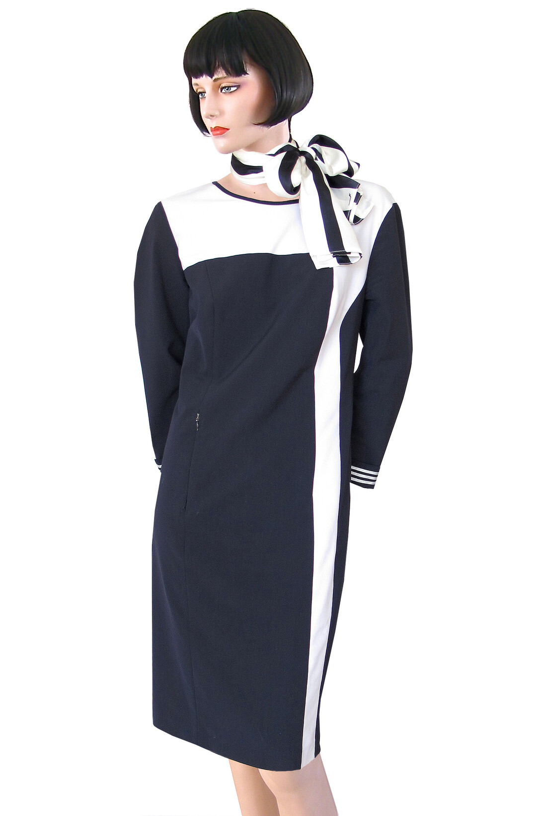 Cabin Crew. Fashion in the Air. Courtesy of Kunsthal Rotterdam 