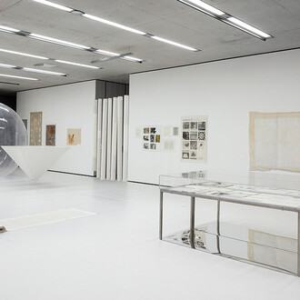 Stano Filko, 12 chakras of becoming, exhibition view. Courtesy of Museum der Moderne