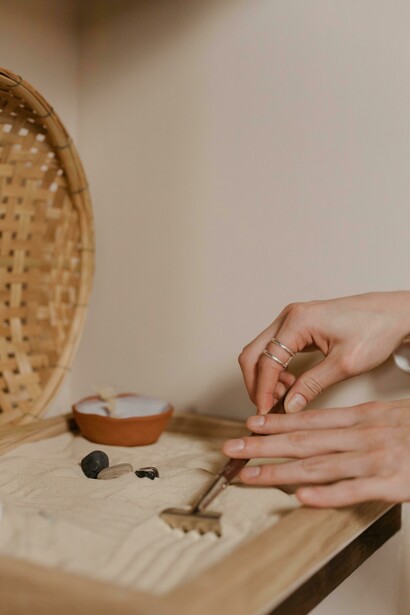 Giardino zen. Yugen: Tra bellezza del non detto e suggestione dell'ombra