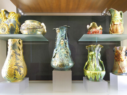 Golden age of Zsolnay. Gyugyi collection, exhibition view. Courtesy of Zsolnay Cultural Quarter