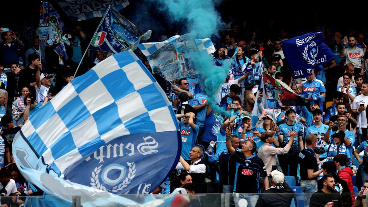 Napoli campione d'Italia 2023, una delle più grandi feste popolari spontanee che si ricordino negli ultimi anni in Italia ma anche nel mondo. Ovunque a Napoli è scoppiata la festa