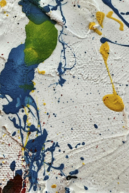 Las obras artísticas suelen generar múltiples interpretaciones y surgir de diversas fuentes, lo que enriquece su valor