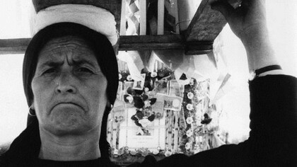 Lello Mazzacane. San Severino Lucano. Processione alla Madonna del Pollino. "Il cinto", 1973.