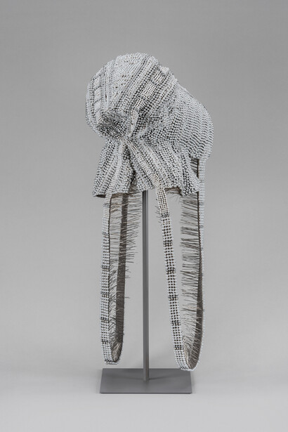 Angela Ellsworth, In arms VII, Luz. Courtesy of Turner Carroll Gallery and the artist