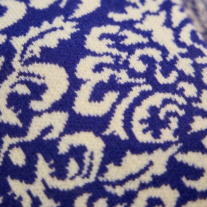 Il concorso Feel the Yarn ha acceso i riflettori sulla nuova generazione di creativi internazionali del knitwear. Foto di AKAstudio-collective