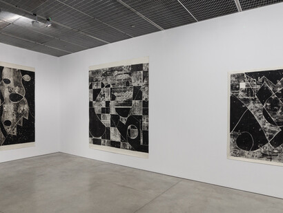 Mel Kendrick, Exhibition view. Courtesy of David Nolan Gallery