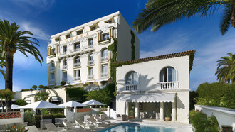 Hotel Juana - Façade