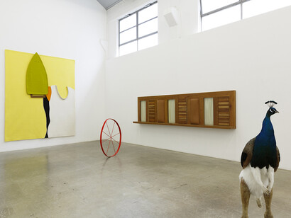 Thomas Grünfeld & Gary Hume, Iron & Diamonds, Massimo De Carlo, Milano, 2014, Photo by Roberto Marossi, Courtesy Massimo De Carlo, Milano/London