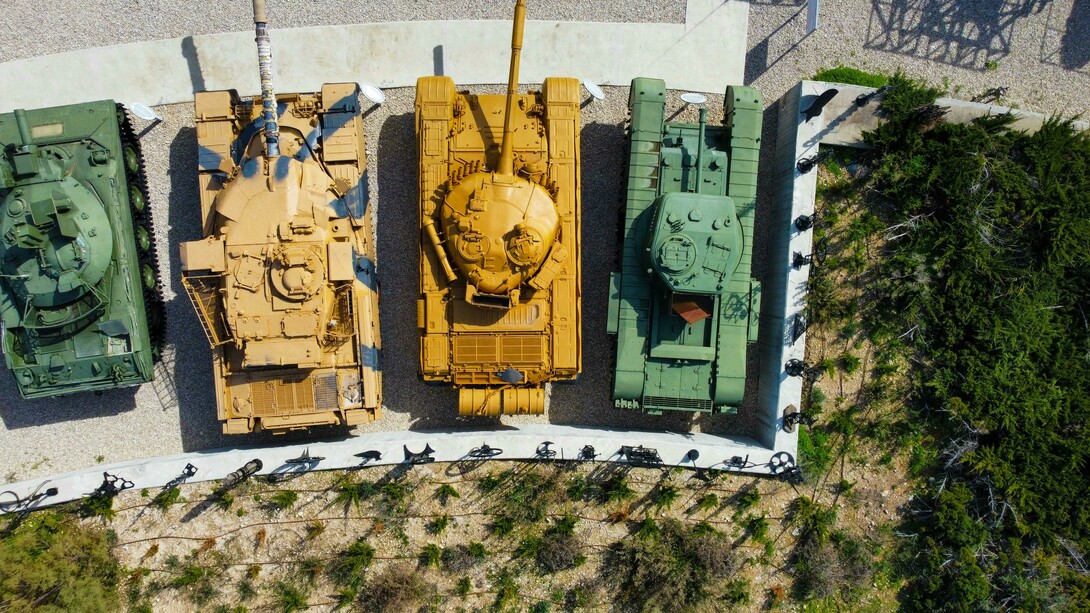 O recente fim da guerra entre Israel e o Hamas foi celebrado em algumas capitais do mundo como um alívio, mas não há o que comemorar. Quando um cessar-fogo é assinado, não significa que a paz chegou, significa apenas que as armas silenciaram, por enquanto. A paz, de verdade, não vem de acordos políticos, mas da reconstrução de vidas, da justiça e da empatia. E nada disso parece estar próximo