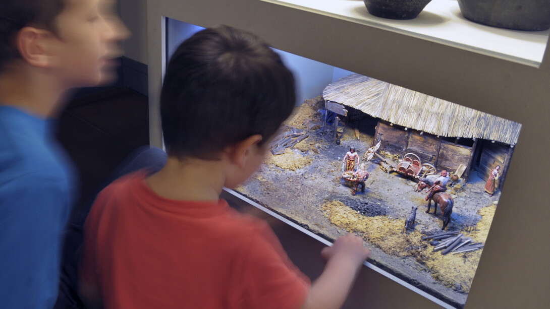A glance around the exhibition “Stone Age, Celts, Romans”
© Bernisches Historisches Museum, Bern. Photograph Christine Moor