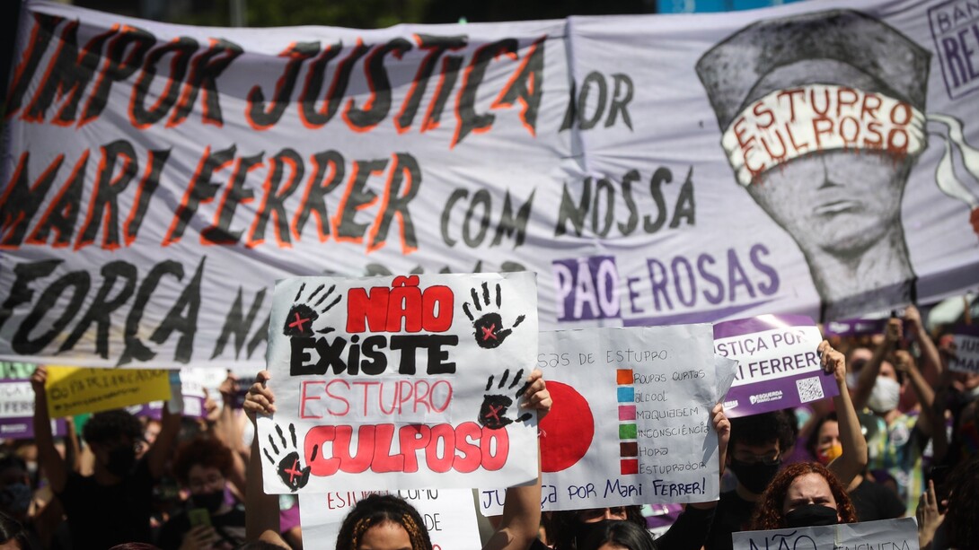 Manifestações de protesto pedindo justiça por Mari Ferrer