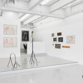 Hannah Heilmann, Red drawings, exhibition view. Courtesy of Wilson Saplana Gallery