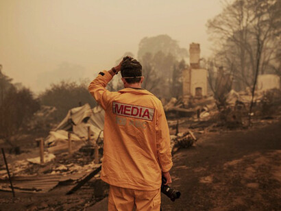 La desolazione dei luoghi dopo le fiamme