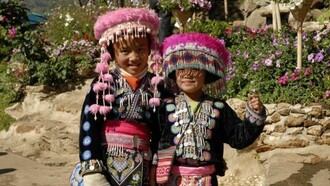 Bambini Hmong