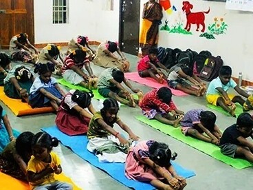 L’intervento nei villaggi non si limita all’assistenza sanitaria, ma contribuisce a trasformare la percezione sociale della disabilità, favorendo fiducia e inclusione all’interno delle comunità locali