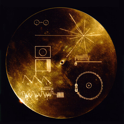 The Golden Record Cover con le istruzioni per gli extraterrestri (Nasa)