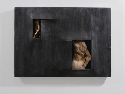 Hermann Josef Runggaldier, Le mie radici, 2015, legno di tiglio, acrilico, 51 x 72 cm