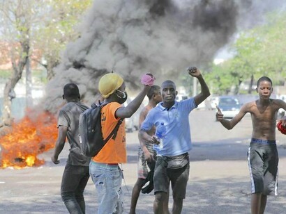 Houve violência em Moçambique após a divulgação dos resultados das eleições municipais, que foram rejeitados pela oposição (Out/2023)