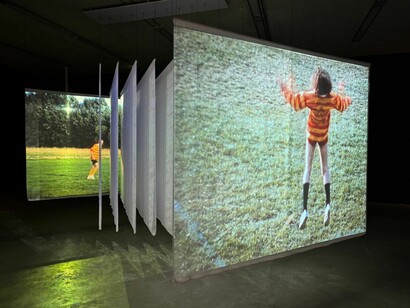 Jacqueline Mesmaeker, Secret outline, exhibition view. Courtesy of Generali Foundation