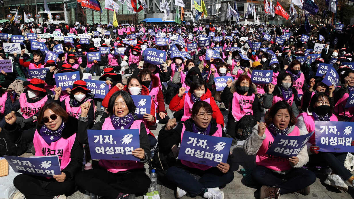 La violencia y las desigualdades de género han llevado a algunas mujeres a imaginar formas radicales de autonomía y a cuestionar el lugar que la sociedad les ha asignado