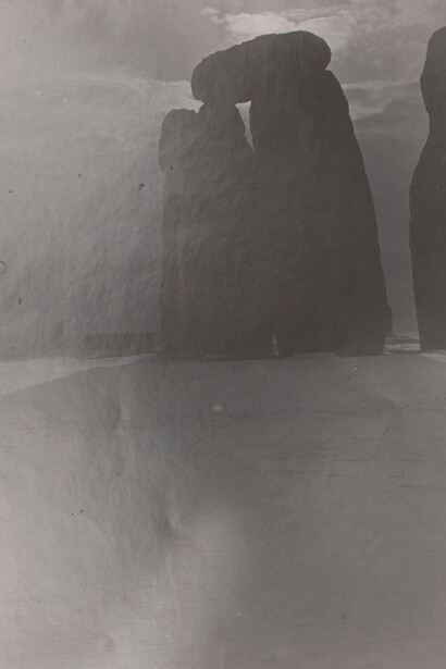 Stonehenge
Bill Brandt
1947
Gelatin silver print
Edwynn Houk Gallery, New York
© Bill Brandt / Bill Brandt Archive Ltd.