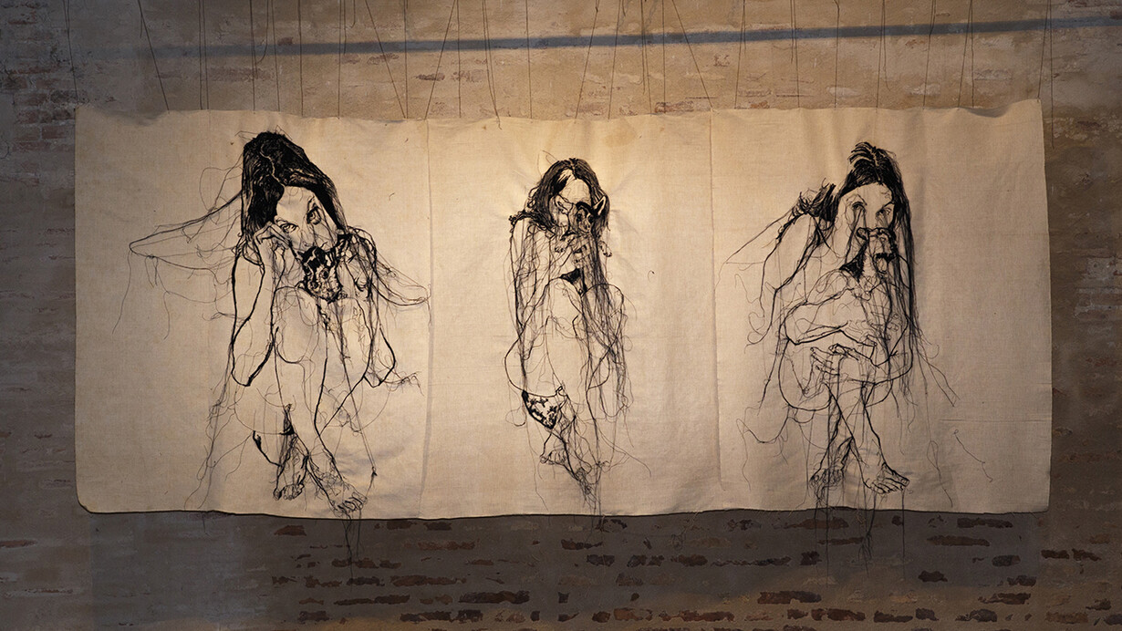 Lucia Bubilda Nanni, Rosa da Lima, trittico, 2017, canapa intelata lavorata a macchina da cucire, cm. 150x320, ph. Marco Parollo