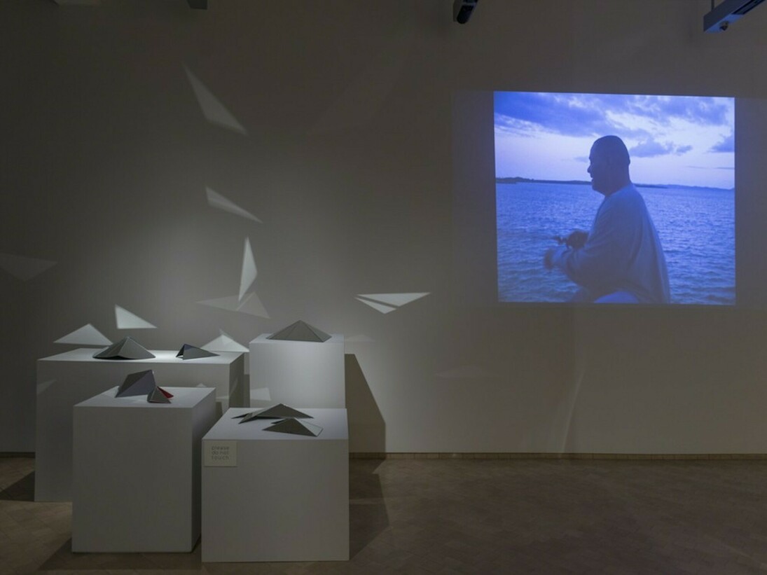 Beatriz Santiago Muñoz, Exhibiton view. Courtesy of El Museo del Barrio
