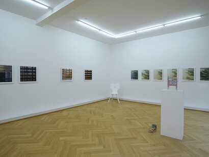 Things behind things, installation view. Courtesy of Bernhard Knaus Fine Art 