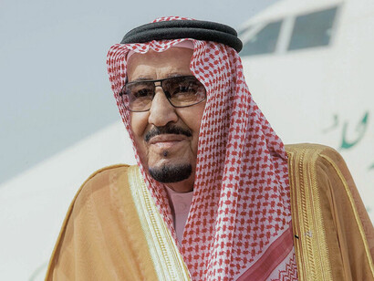 Salmán bin Abdulaziz​ ​ es el actual rey de Arabia Saudita, guardián de los Santos Lugares y jefe de la Casa de Saúd