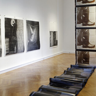 Verschiedene künstler, Some secrets on photography. Was sie noch nicht über die foto­grafie wussten, ausstellungsansicht. Mit freundlicher genehmigung von Francisco Carolinum Linz