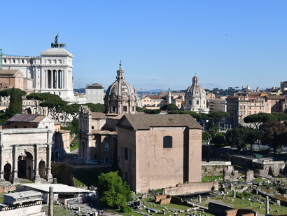 Curia Iulia