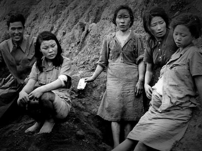 Four “comfort women” after being liberated by chinese soldiers