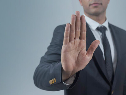 Dire di no: fa sentire in colpa, fa pensare di offendere qualcuno  