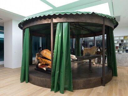 Hong Kong Foot. Courtesy of Tang Contemporary Art