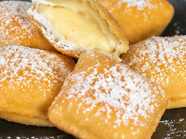 Crema Fritta. Un irresistibile boccone di crema pasticcera fritta, croccante all'esterno e morbida al cuore