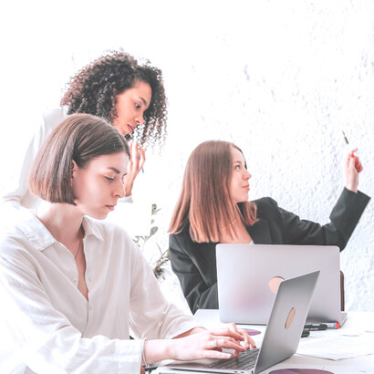 Grupo de mujeres en el trabajo
