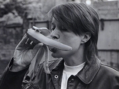 Sarah Lucas, Eating A Banana (Revisited), 1990-2017. Courtesy of Carolina Nitsch Contemporary Art