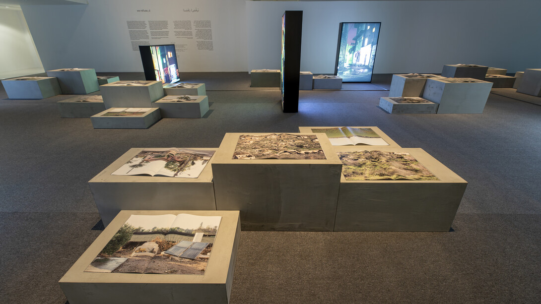 Artistes variés, We refuse_d, vue de l'exposition. Avec l'aimable autorisation de Mathaf Arab Museum of Modern Art